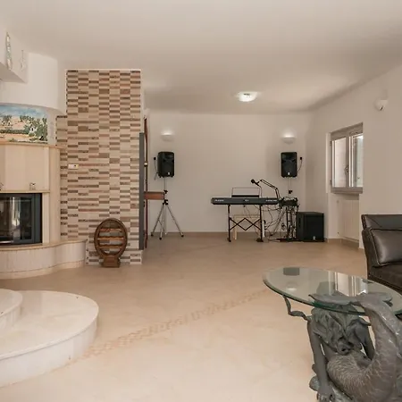 Callìa - Piscina E Relax A Due Passi Dal Mare * Campomarino (Taranto)