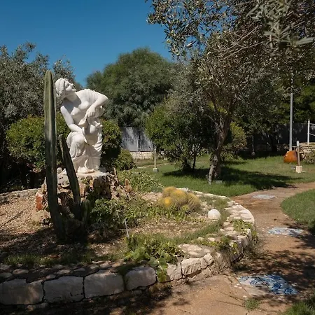 Callia - Piscina E Relax A Due Passi Dal Mare * Campomarino (Taranto)